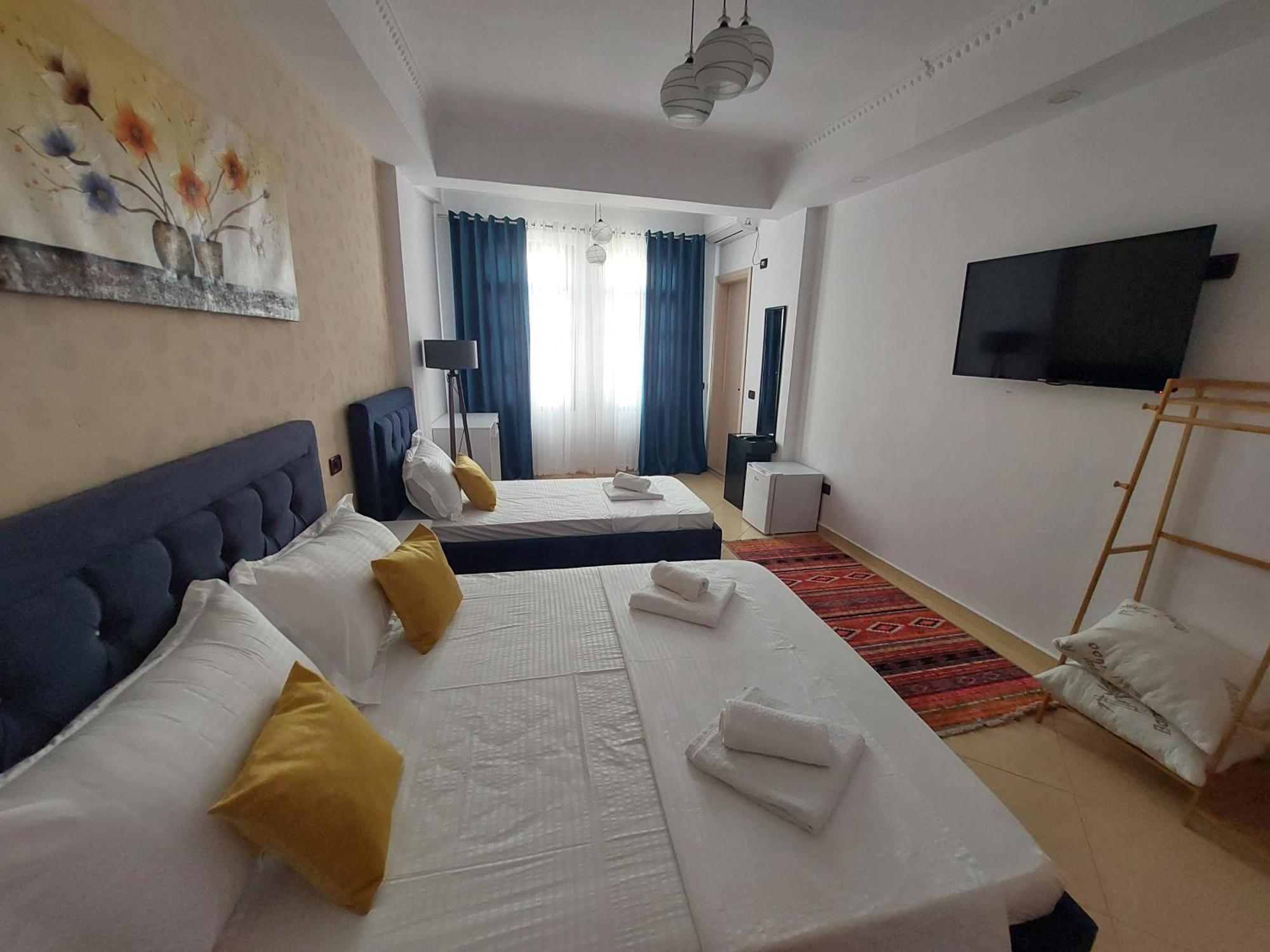 Godard Apartments Vlorë Exterior foto