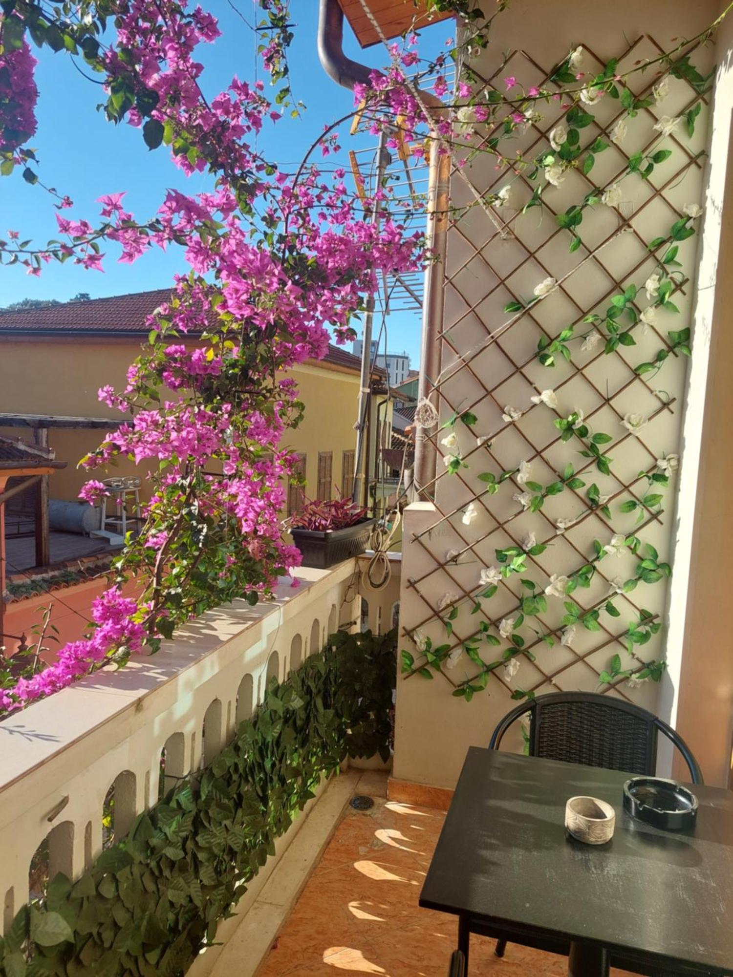 Godard Apartments Vlorë Exterior foto
